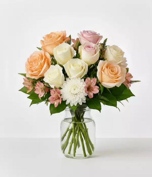 Great Southern Land Romance Roses Bouquet in Vase